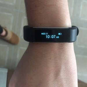 Wesoo K1 fitness tracker